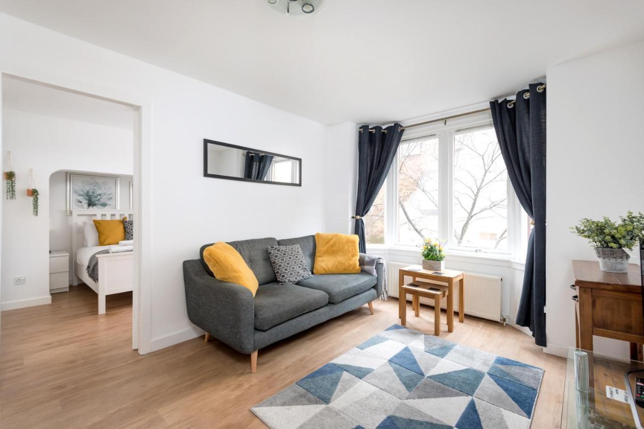 Cosy 1 Bedroom In The West End EDI Exteriér fotografie